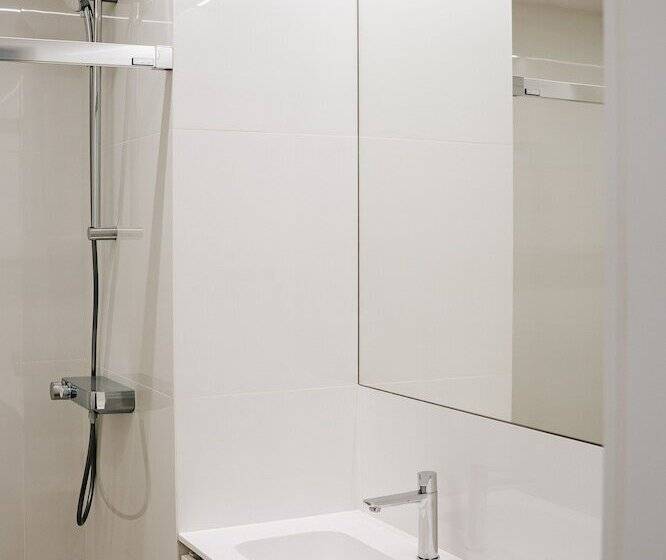 Guerreiro House   Regina Hotel Group