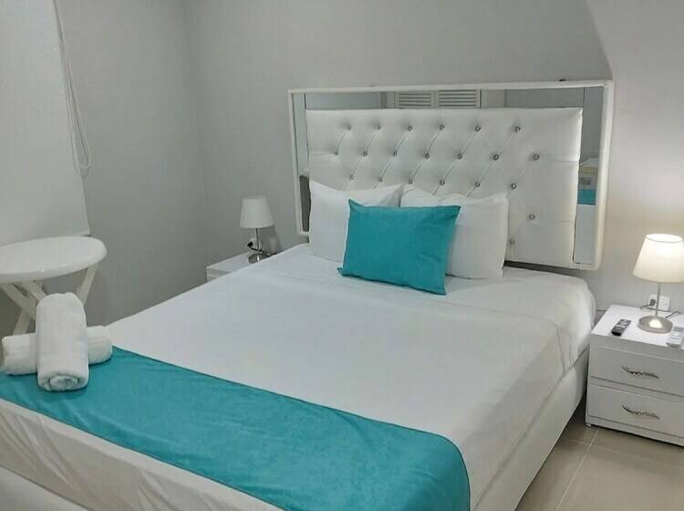 Otel Bm 17  Cerca Al Mar