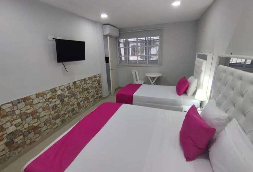 Otel Bm 17  Cerca Al Mar