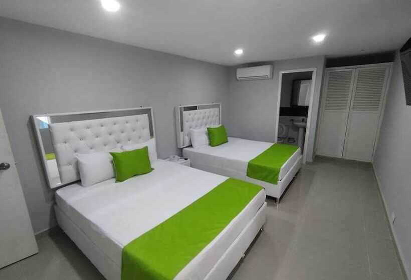 Otel Bm 17  Cerca Al Mar