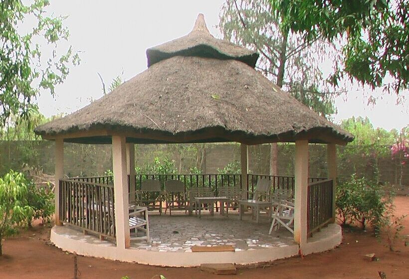 هتل Centre Ayifa Hôtel