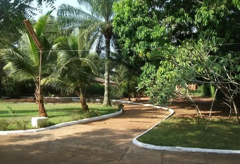 هتل Centre Ayifa Hôtel