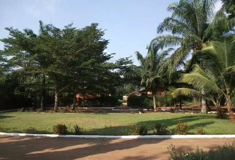 هتل Centre Ayifa Hôtel