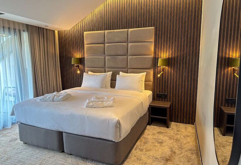 هتل Chateau Mephiskalaki