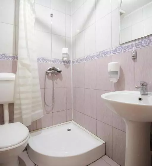 هتل Hanul Lui țintă