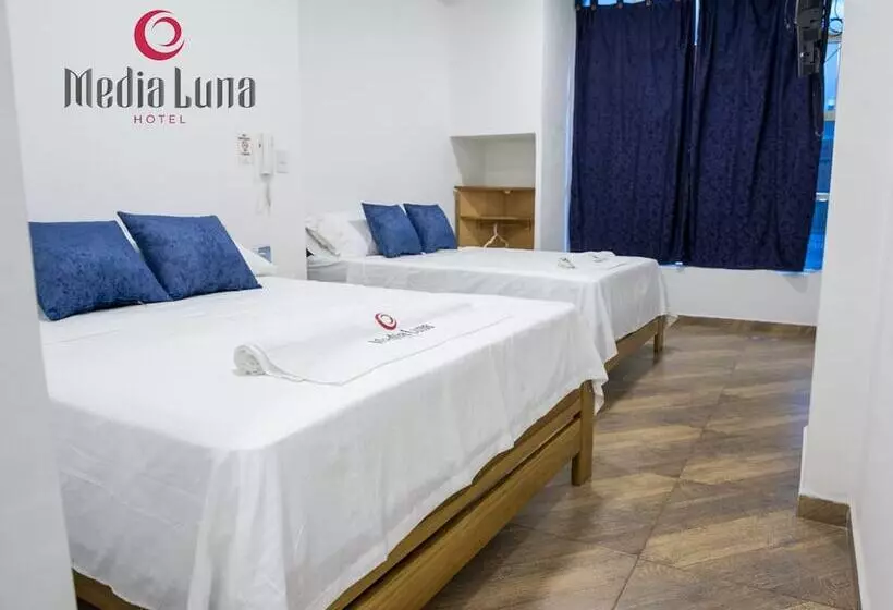 ホテル Media Luna