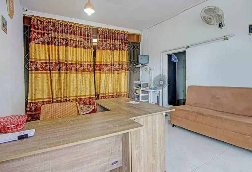 Hotelli Mutiara Homestay Syariah By Oyo