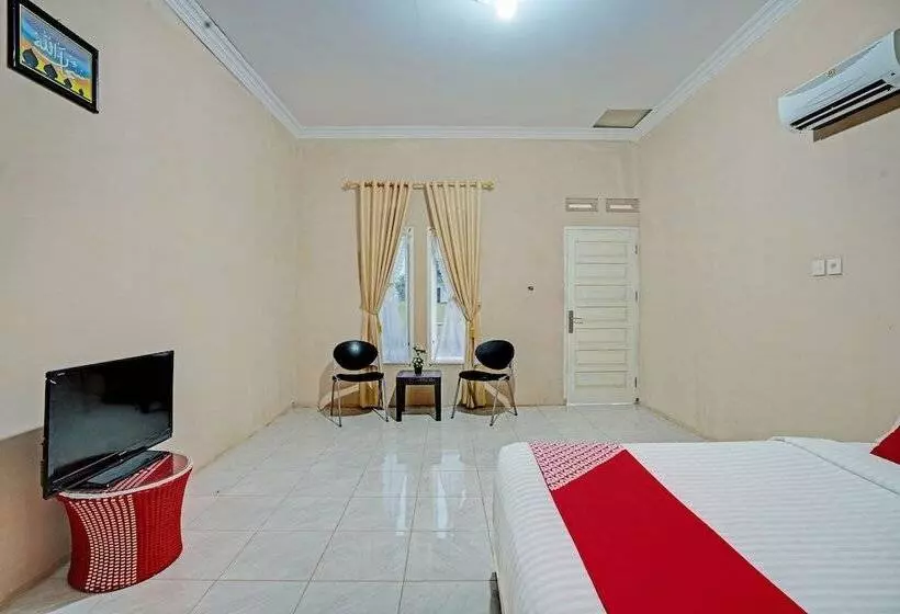 Hotelli Mutiara Homestay Syariah By Oyo