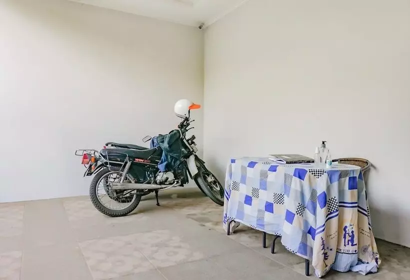 Hotelli Pendowo Limo By Oyo