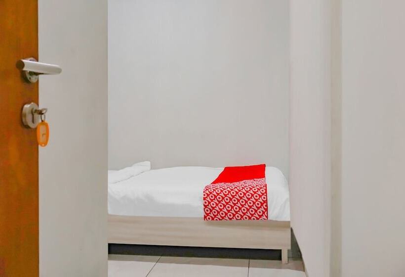 Hotel Pendowo Limo By Oyo