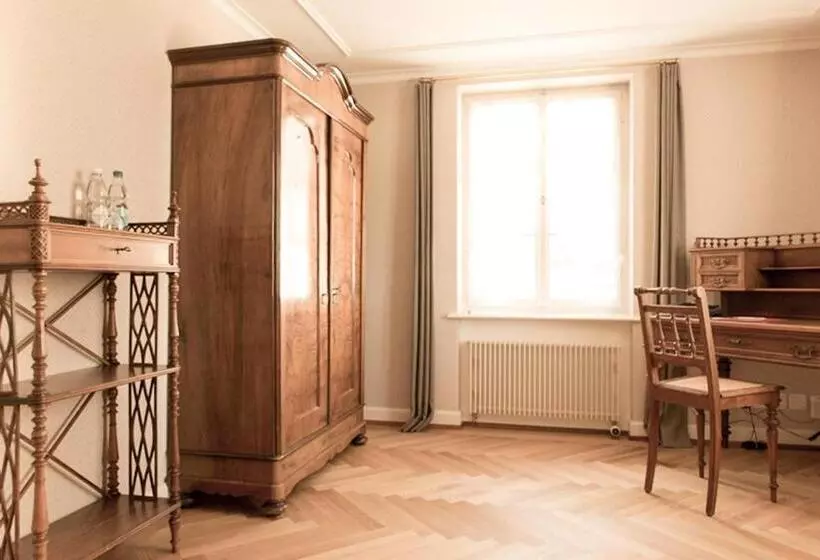 ホテル Schloss Freudenfels