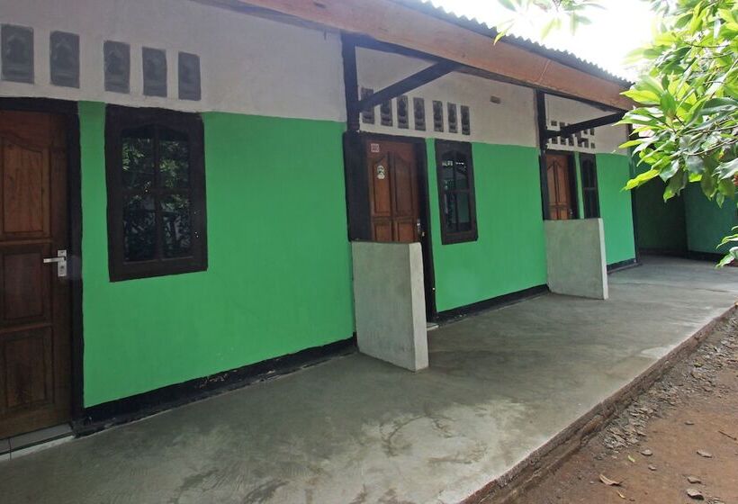 酒店 Spot On 92955 Kos Rosni