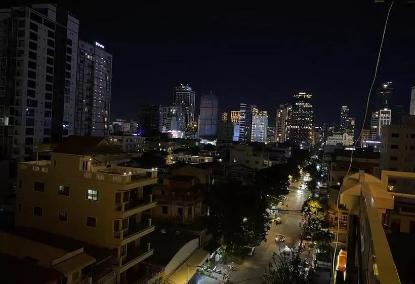 Old Durbar Hotel & Restaurant