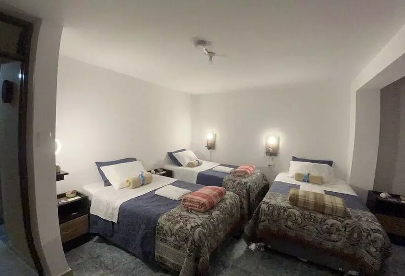 پانسیون Casa Marluc