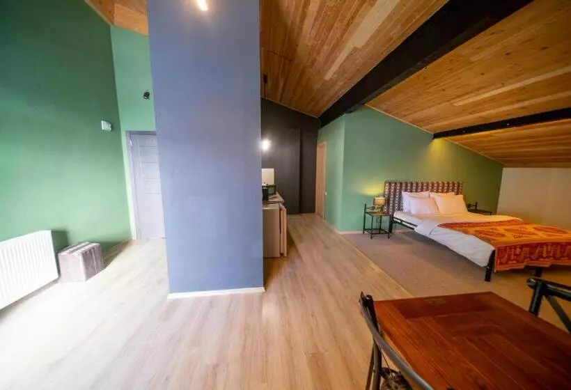 پانسیون Chalet Papa Basili