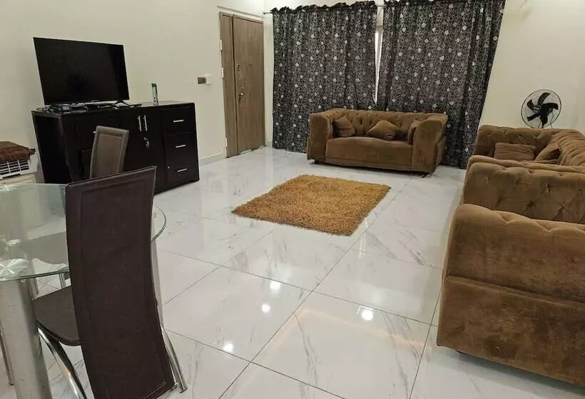 پانسیون Kams Homes