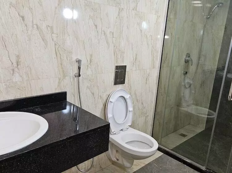 پانسیون Kams Homes