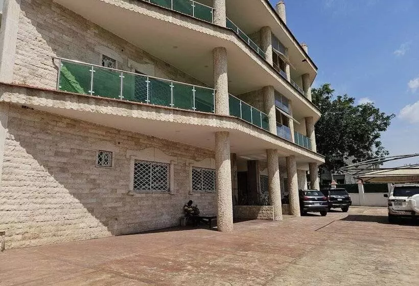 پانسیون Kams Homes