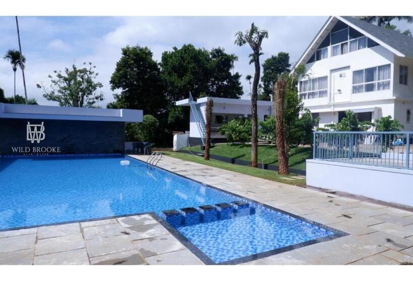 פנסיון Wild Brooke Hut