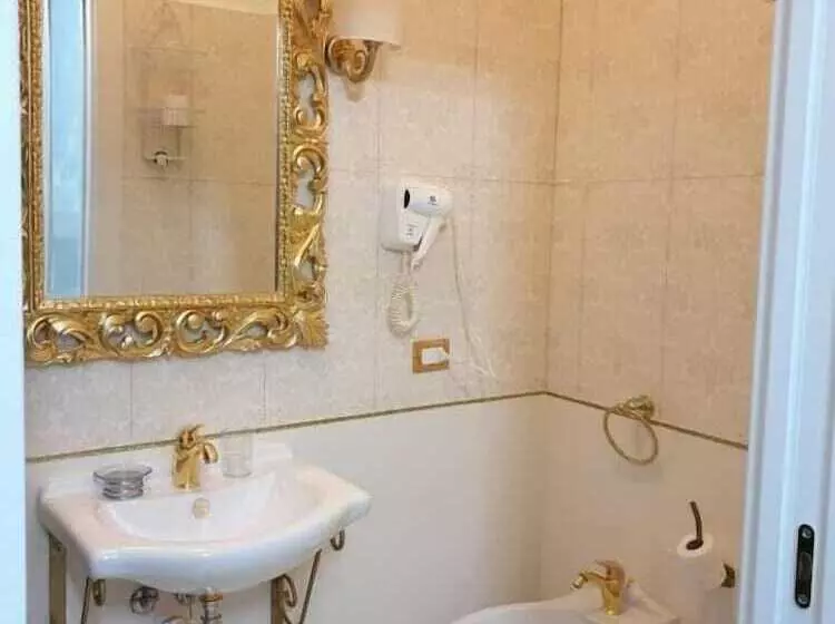 تختخواب و صبحانه Beauty House