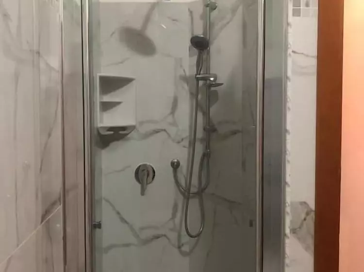 تختخواب و صبحانه Beauty House