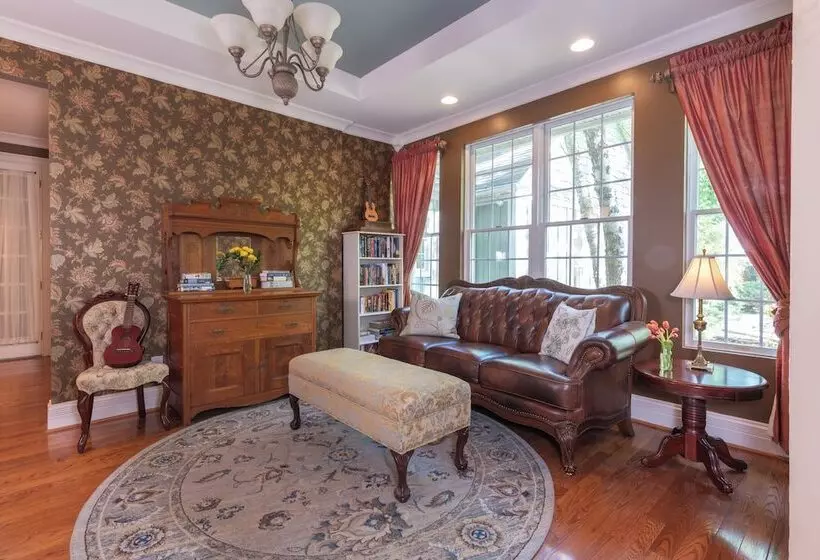 Aamiaismajoitus (B&B) The Sage Cottage