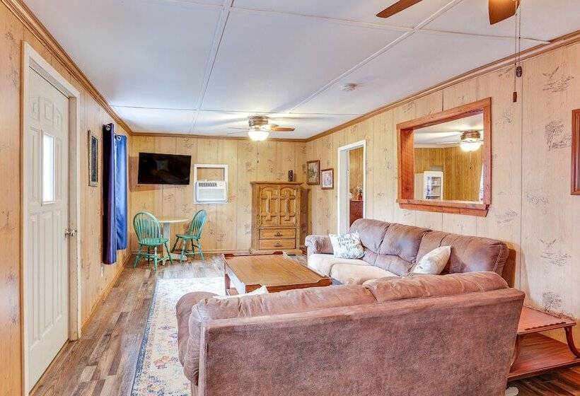 Brodies Landing Cottage ~ Half Mi To Lick Creek!