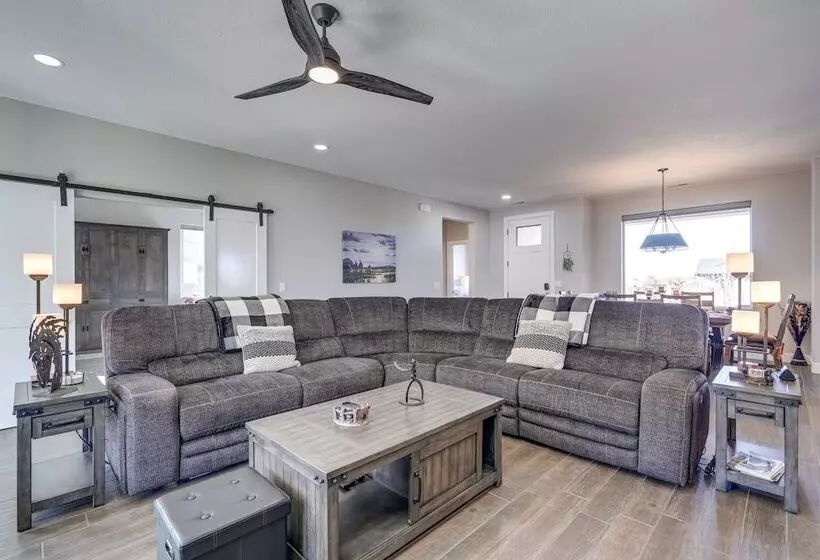 Cedar City Home W/ Mountain Views + Hiking Trails!