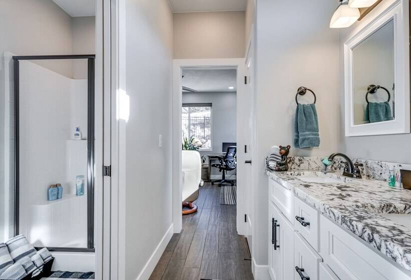 Cedar City Home W/ Mountain Views + Hiking Trails!