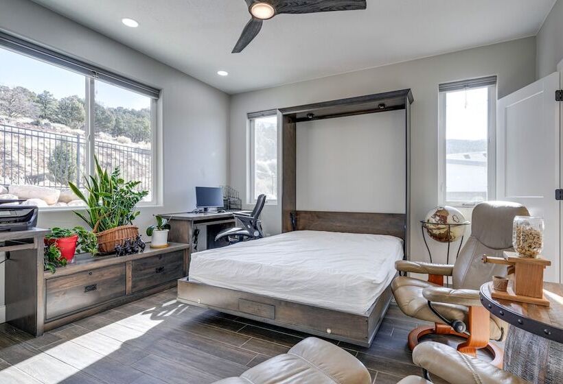 Cedar City Home W/ Mountain Views + Hiking Trails!