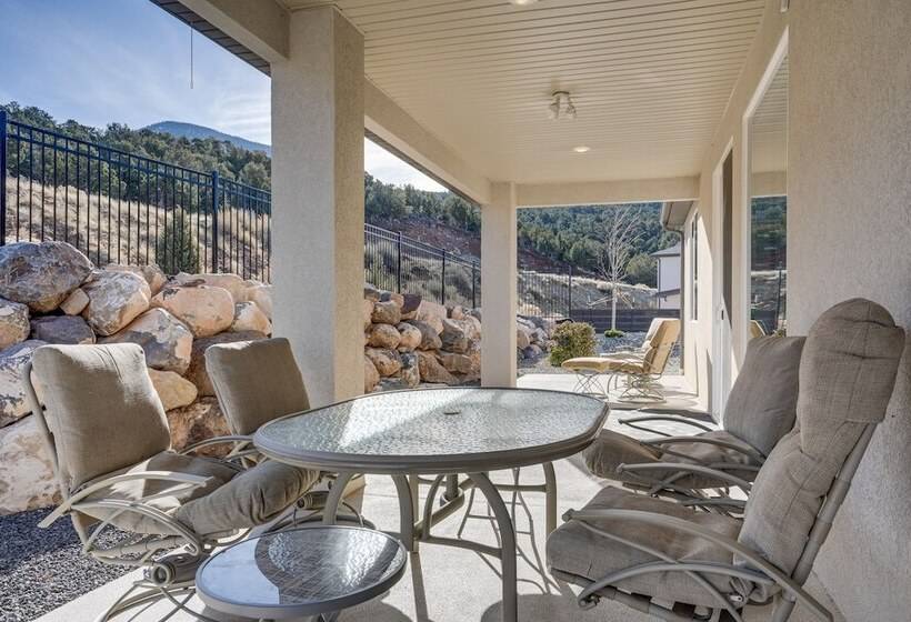 Cedar City Home W/ Mountain Views + Hiking Trails!
