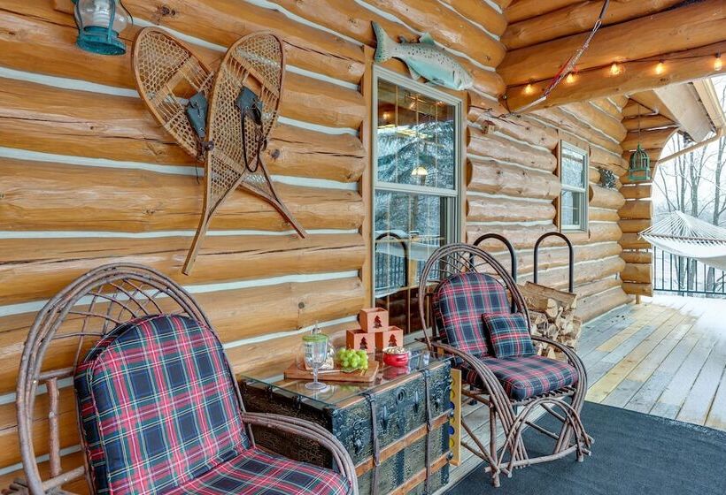 Quiet Thompsonville Log Home: Deck & River Access!