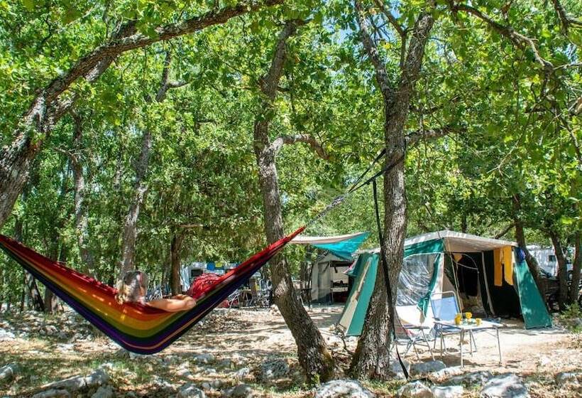 فندق Camping Rives Du Lac De Sainte Croix