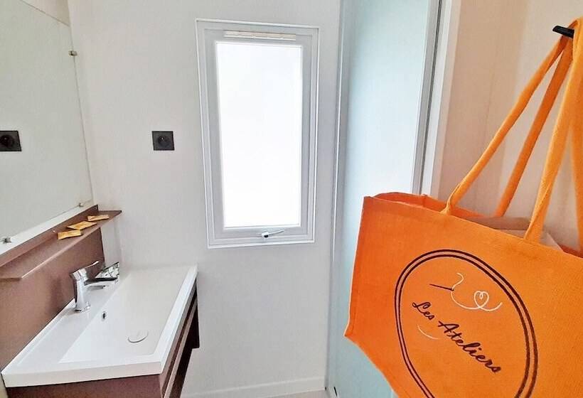 فندق Camping Rives Du Lac De Sainte Croix