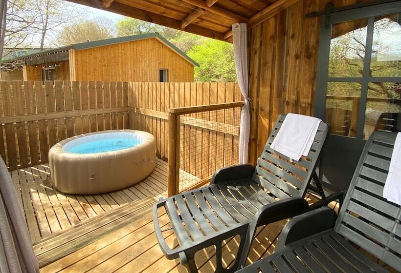 فندق Camping Rives Du Lac De Sainte Croix