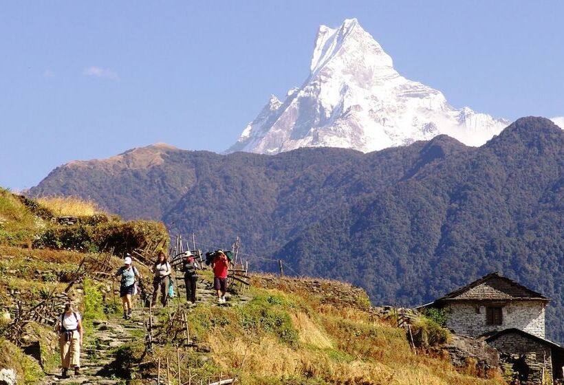 هتل Mountain Lodges Of Nepal Birethanti