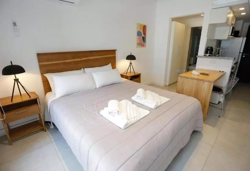 هتل Own Belgrano Studios & Suites