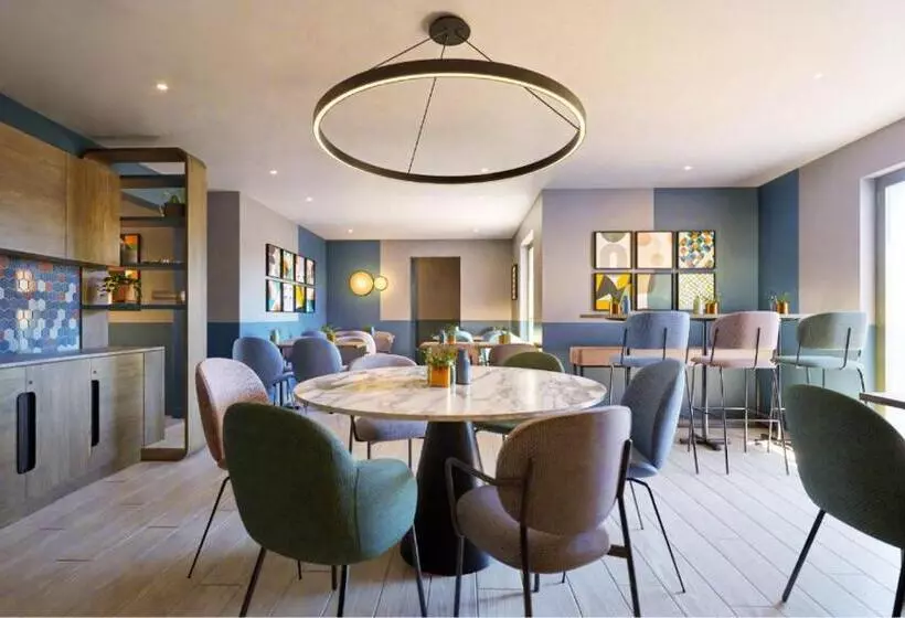 ホテル Rome Ciampino Smart