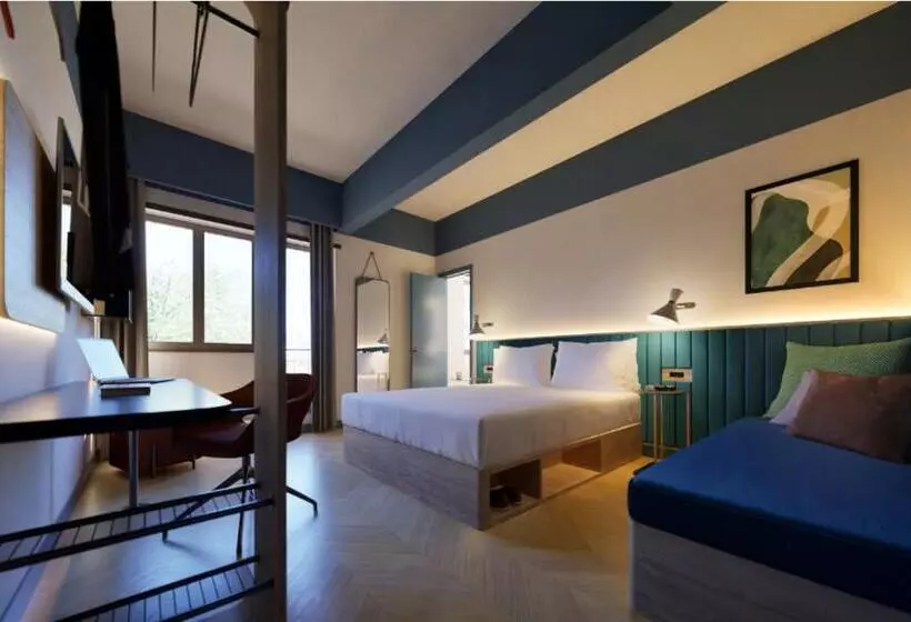 ホテル Rome Ciampino Smart