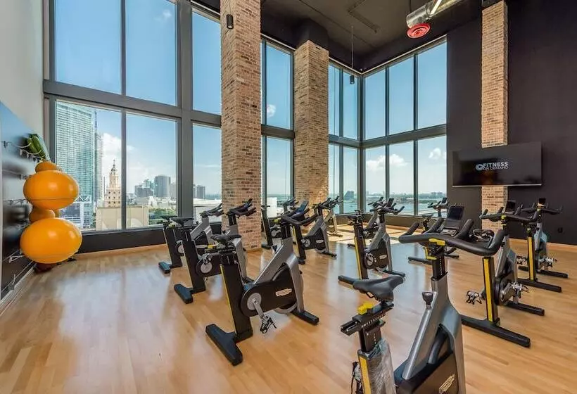 هتل Sentral Alea Miami