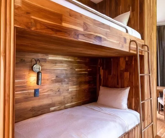 Hotelli Suitree Experience