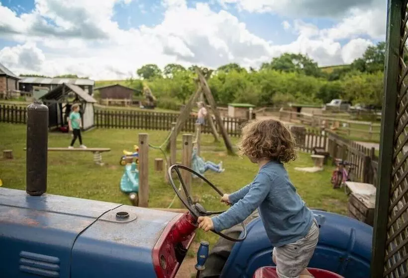 ホテル Torre Cider Farm