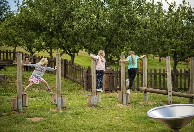 ホテル Torre Cider Farm