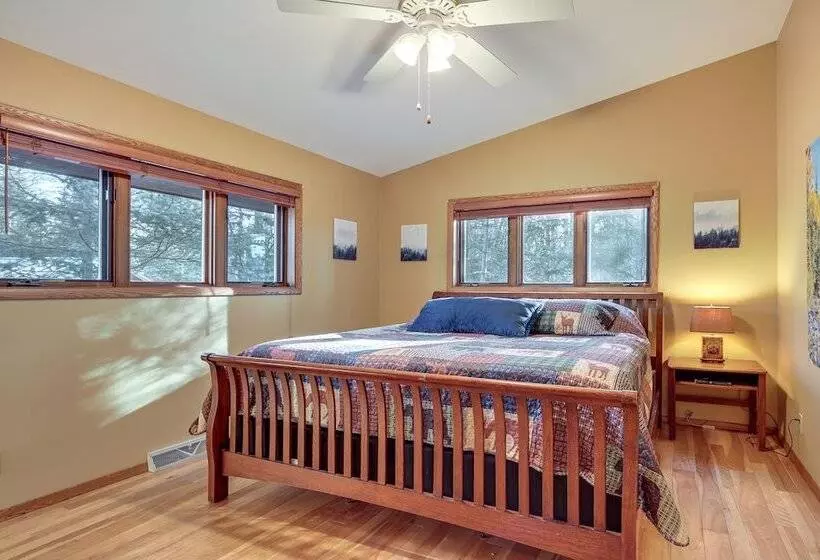 Lakefront Eagle River Cabin W/ Fire Pit & Porch