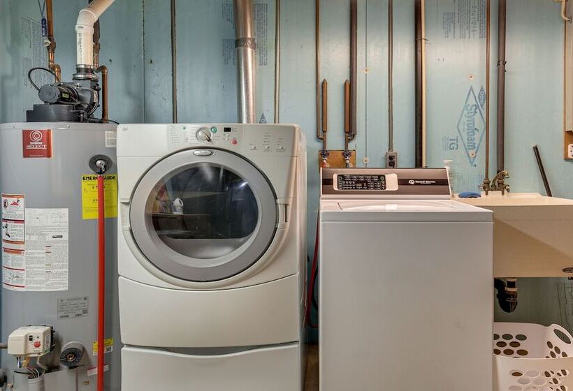 Lakefront Eagle River Cabin W/ Fire Pit & Porch