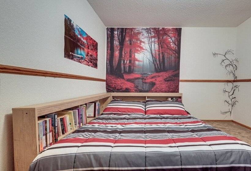 Lakefront Eagle River Cabin W/ Fire Pit & Porch