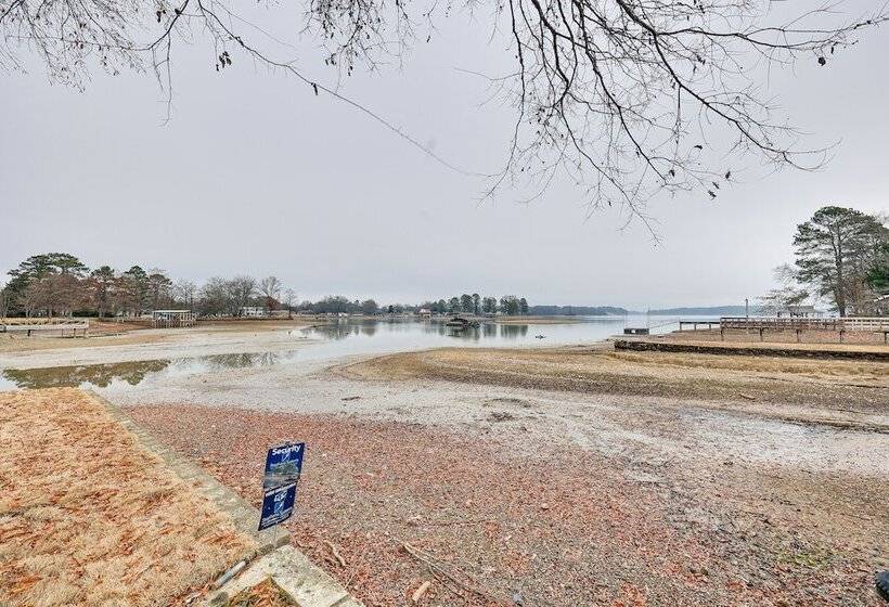 Grand Lakefront Home In Hot Springs W/ Boat Dock!