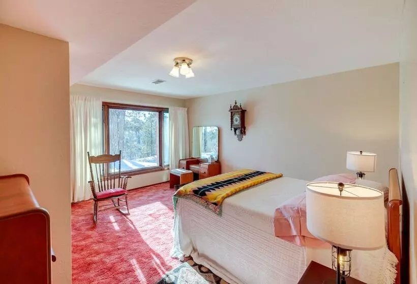 Long Pine Home: 2 Mi To State Recreation Area