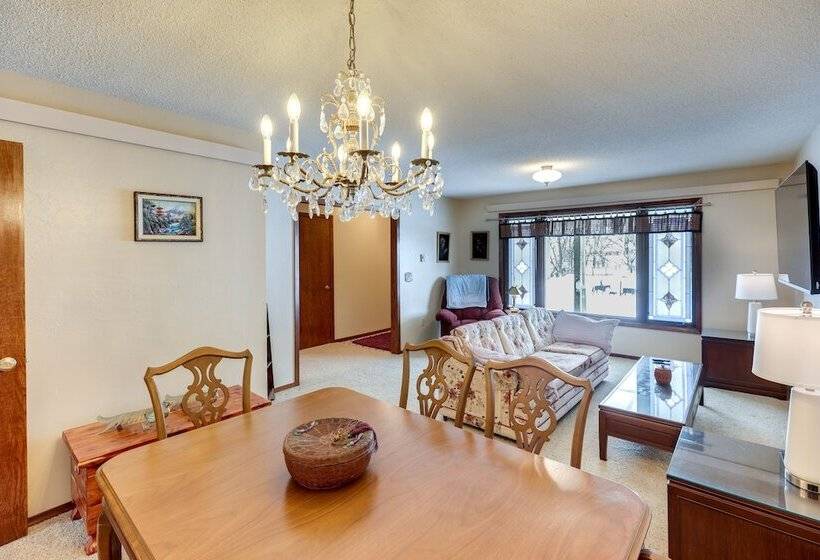 Long Pine Home: 2 Mi To State Recreation Area