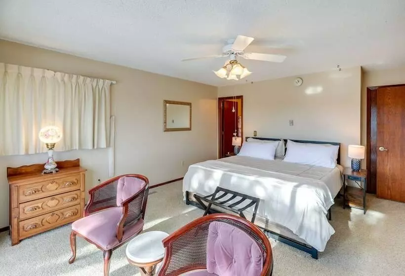 Long Pine Home: 2 Mi To State Recreation Area